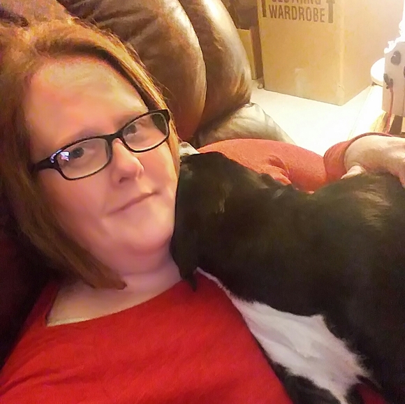 Meet your Posher, Jennifer - Picture 3 of 3